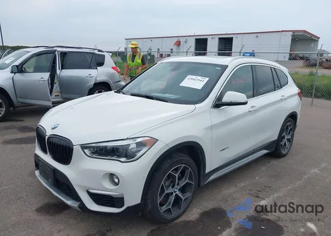 2017 BMW X1 xDrive28I из США, поврежденный, VIN WBXHT3C32H5F83337